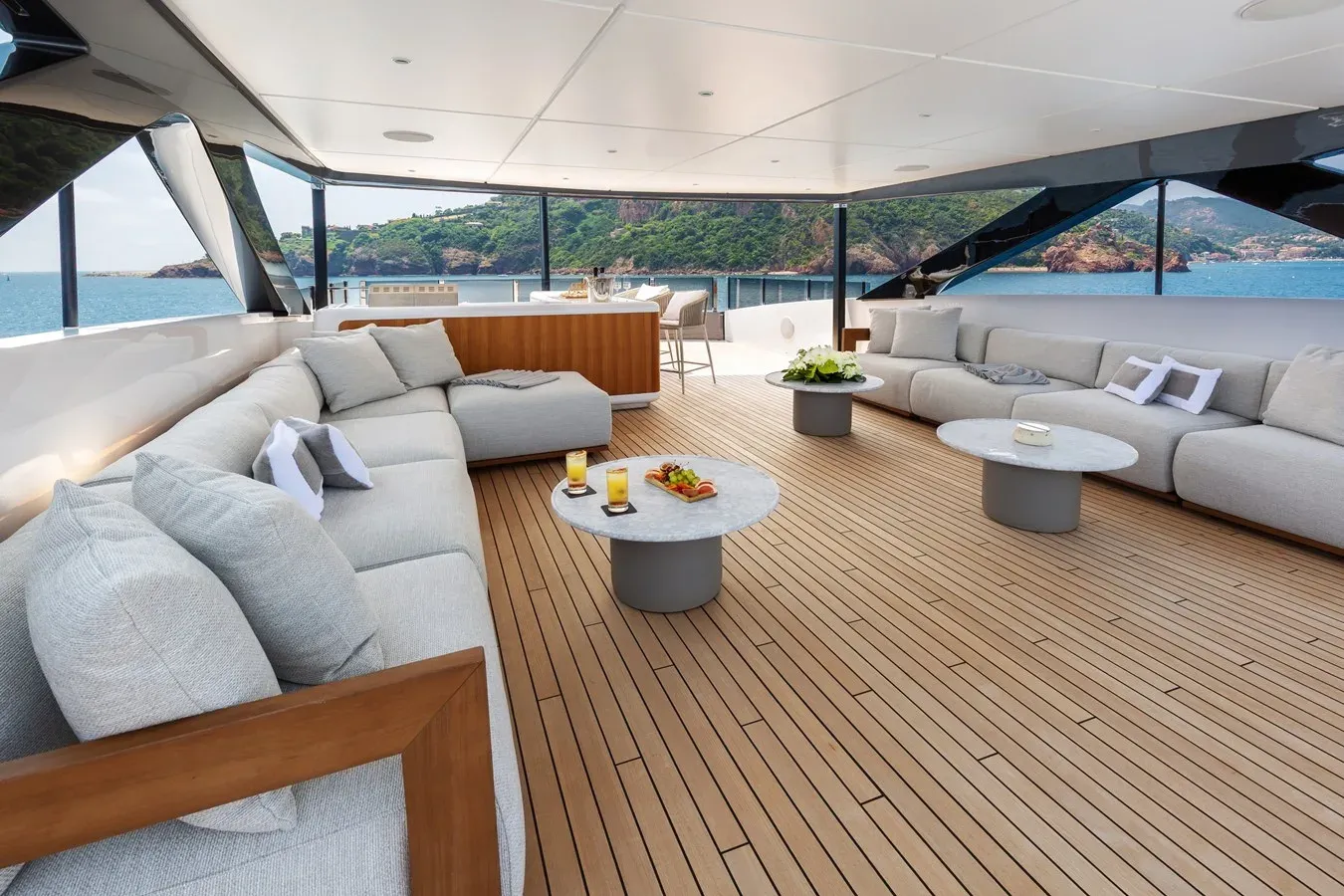 best yacht sales deals LADY DIA 139