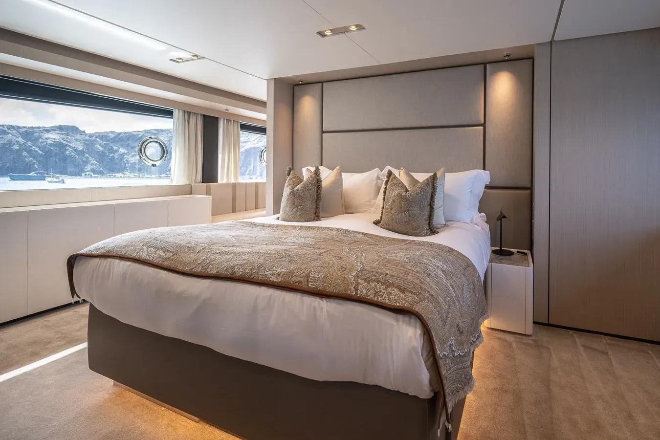 Стоимость яхты Freya - Ferretti Yachts