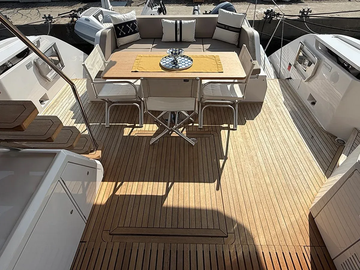 ASLI-D - Ferretti Yachts