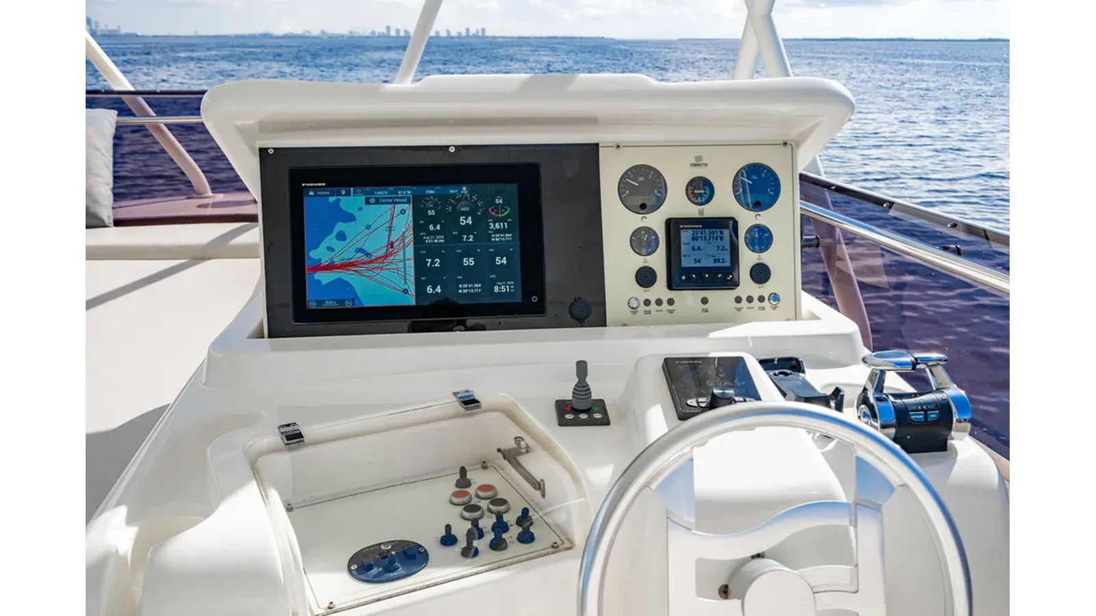 best yacht sales deals Amigos - Ferretti Yachts