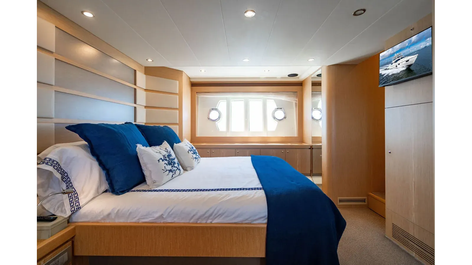 Amigos - Ferretti Yachts