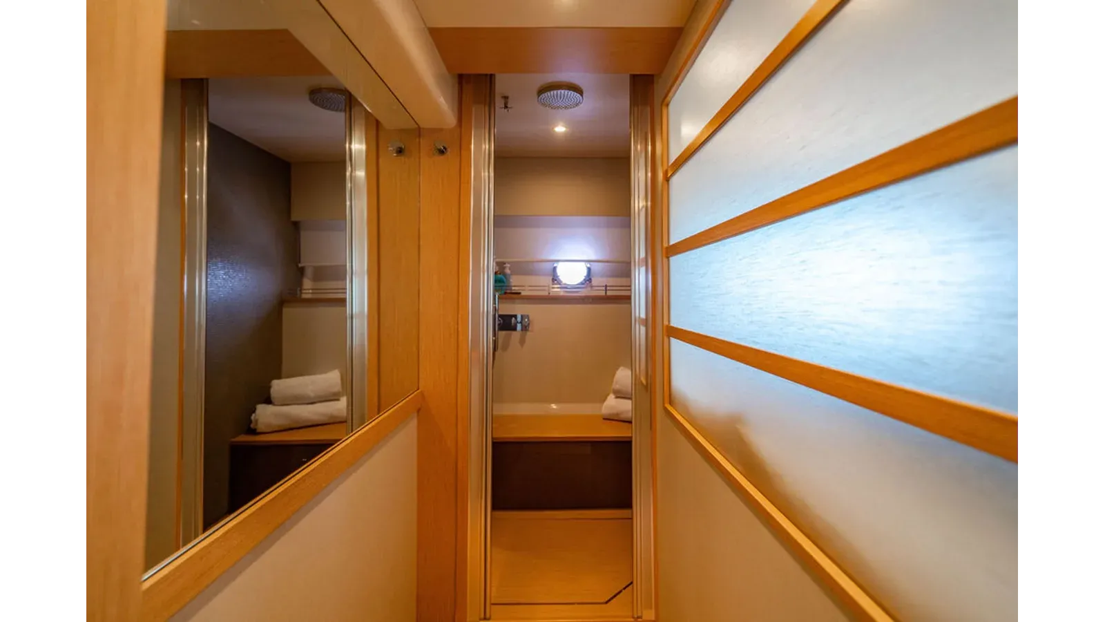 Buy a Amigos 62 at Shestakov Yacht Sales