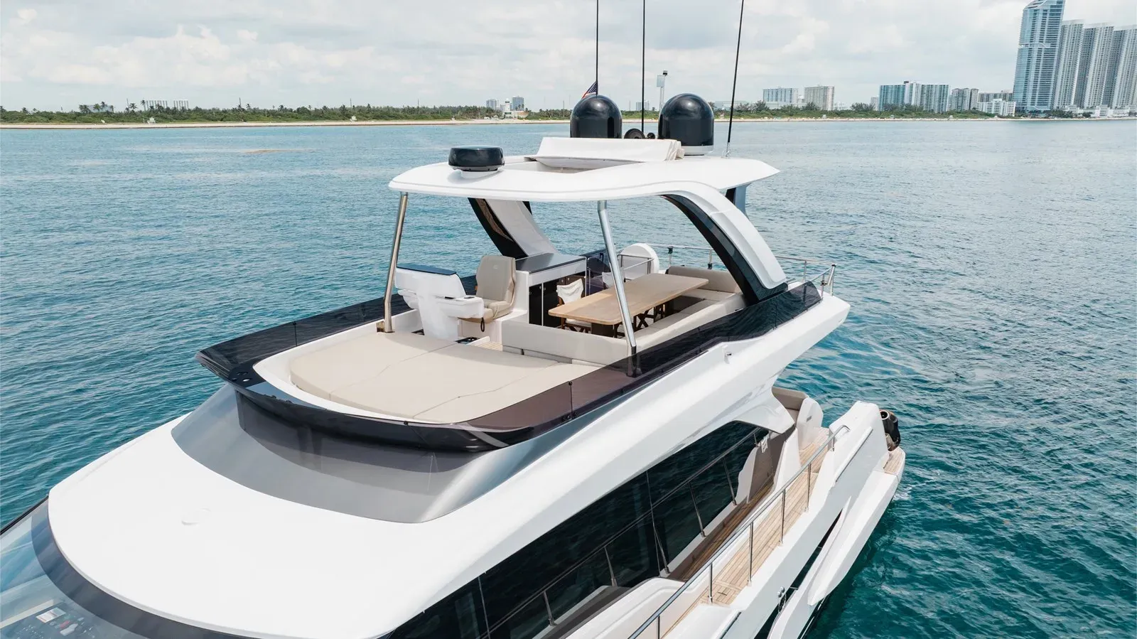 the best price on KATRIN I - Ferretti Yachts