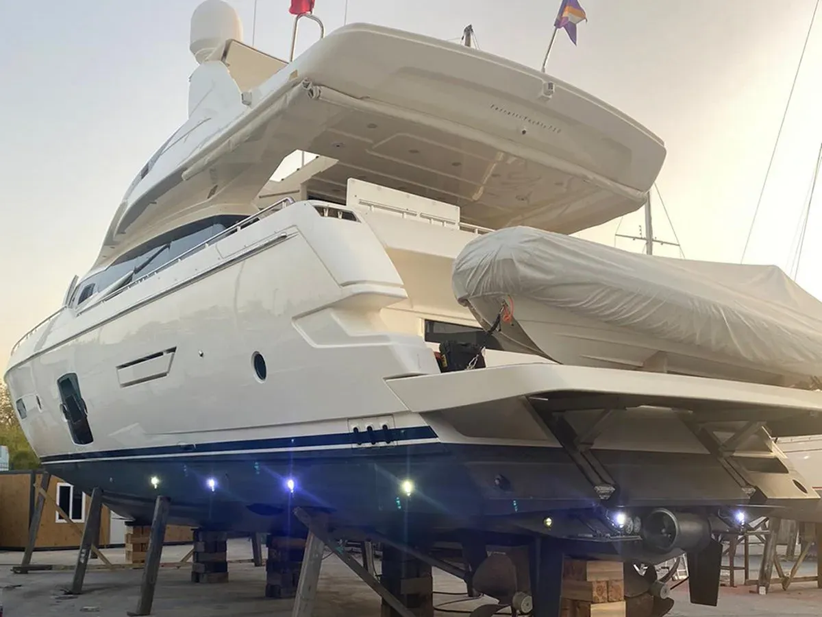 Лучшие предложения покупки яхты La Luna 750