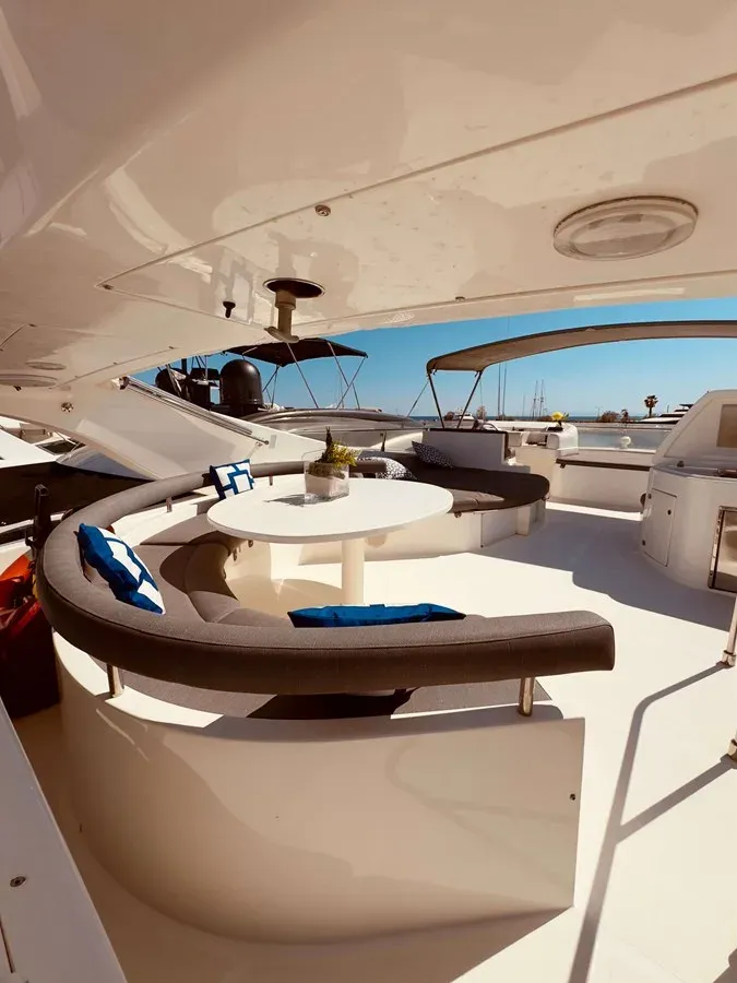 Купить Ferretti 760 760