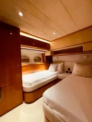 Лучшая цена на Ferretti 760 77