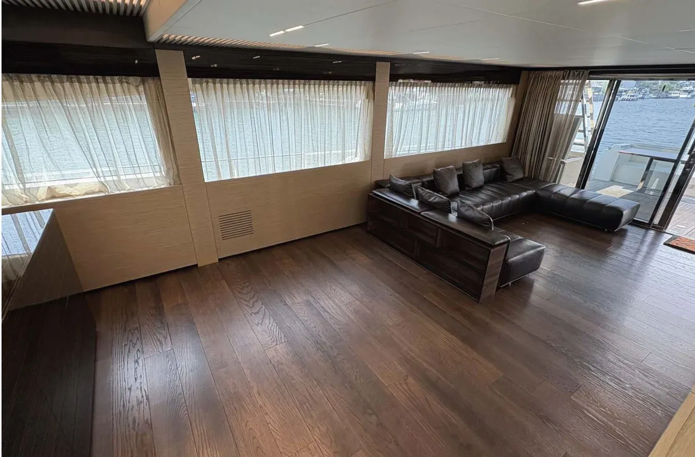 Buy a yacht ABIGAIL - Ferretti Yachts