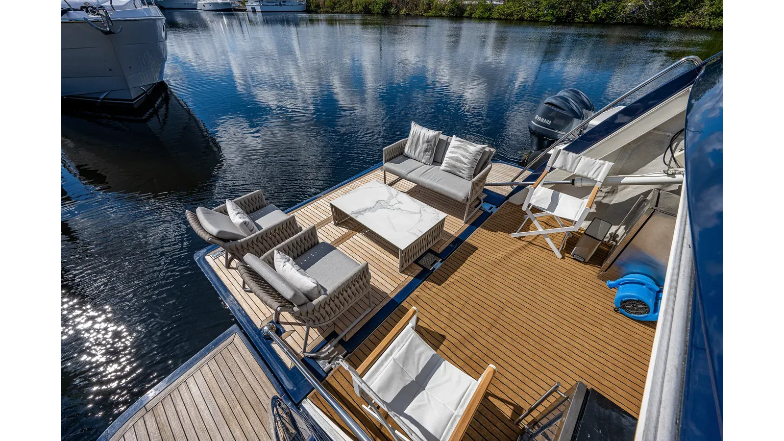 Buy a yacht La Bella Vita 830