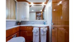 Buy a La Bella Vita 83 at Shestakov Yacht Sales