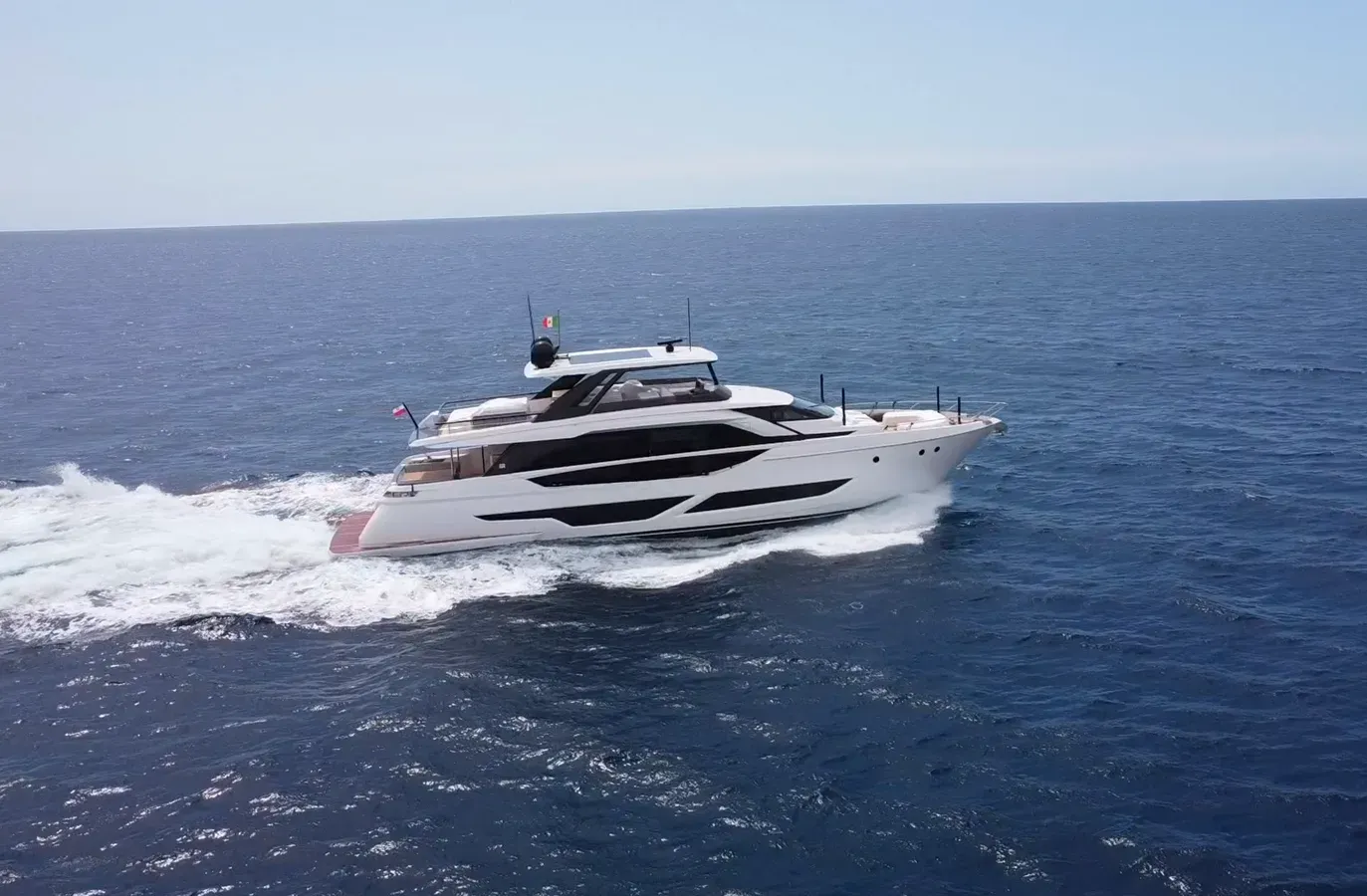 Купить яхту LADY AGA 88 в Shestakov Yacht Sales