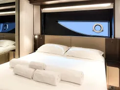 Купить яхту LADY AGA - Ferretti Yachts в Shestakov Yacht Sales