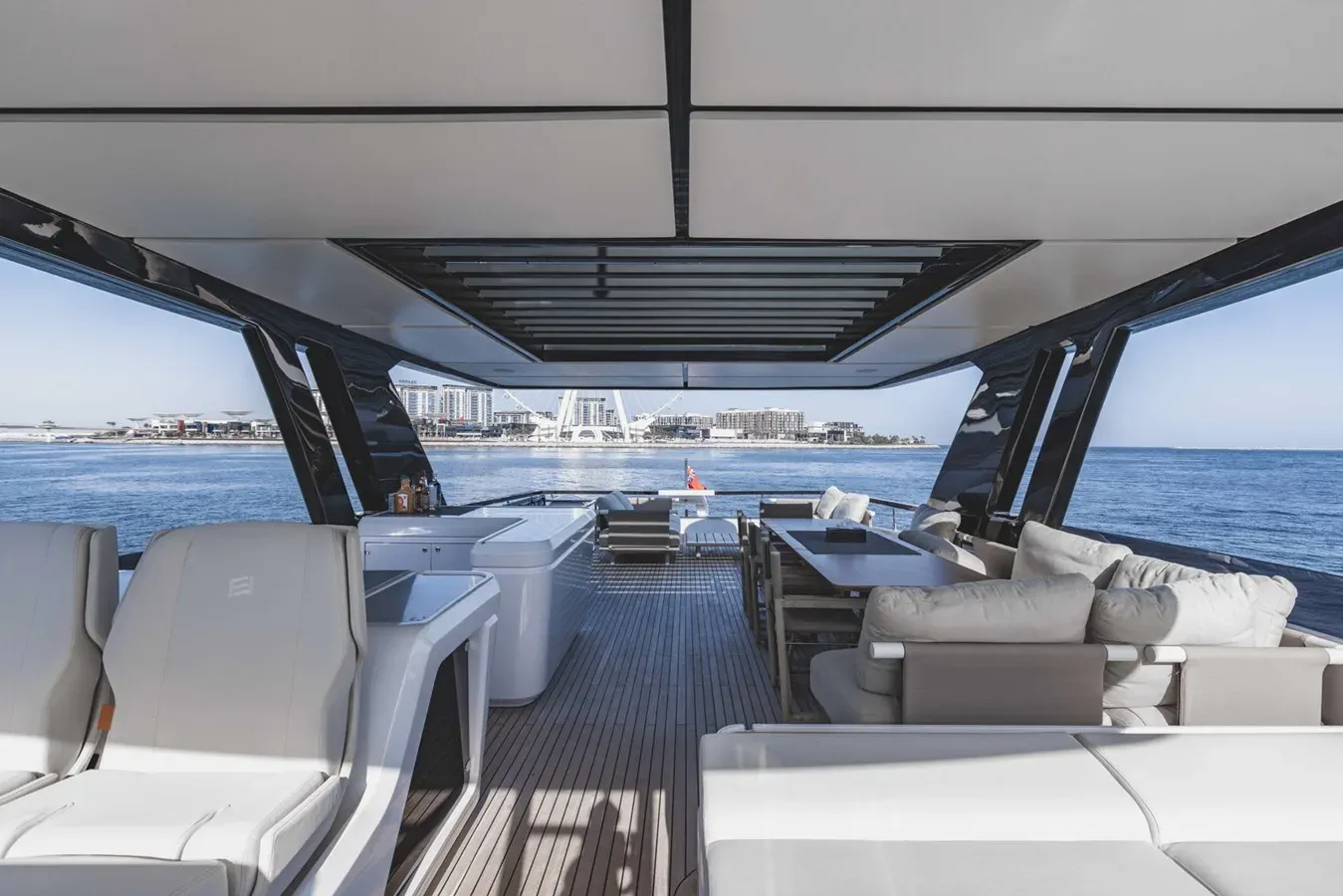 Buy a CYRUS 860 at Shestakov Yacht Sales