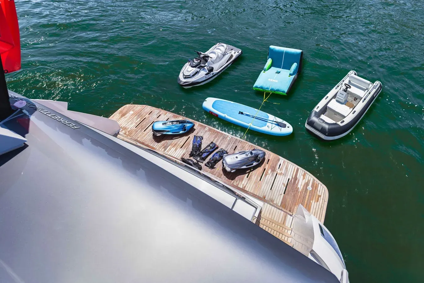 best yacht sales deals CYRUS 860