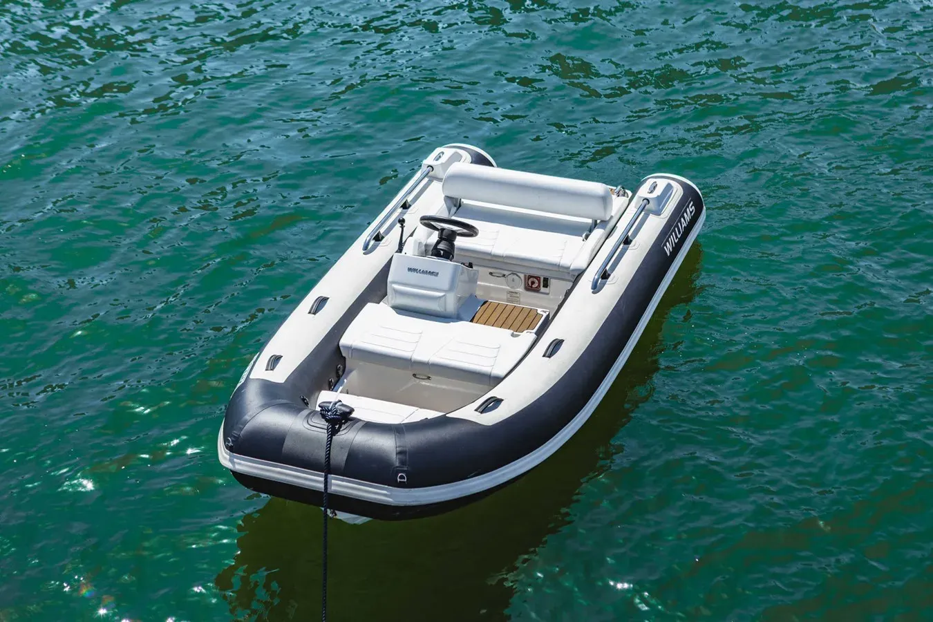 Buy a CYRUS - Ferretti Yachts at Shestakov Yacht Sales