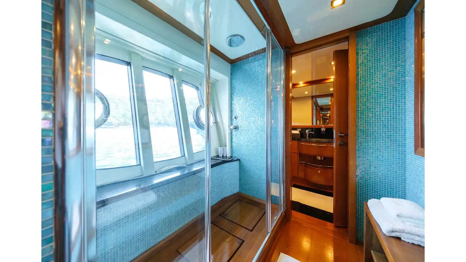 Buy a yacht DAYDREAM - Ferretti Yachts
