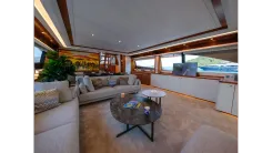 Buy a DAYDREAM 88 at Shestakov Yacht Sales