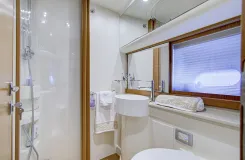 best yacht sales deals Camilla 51