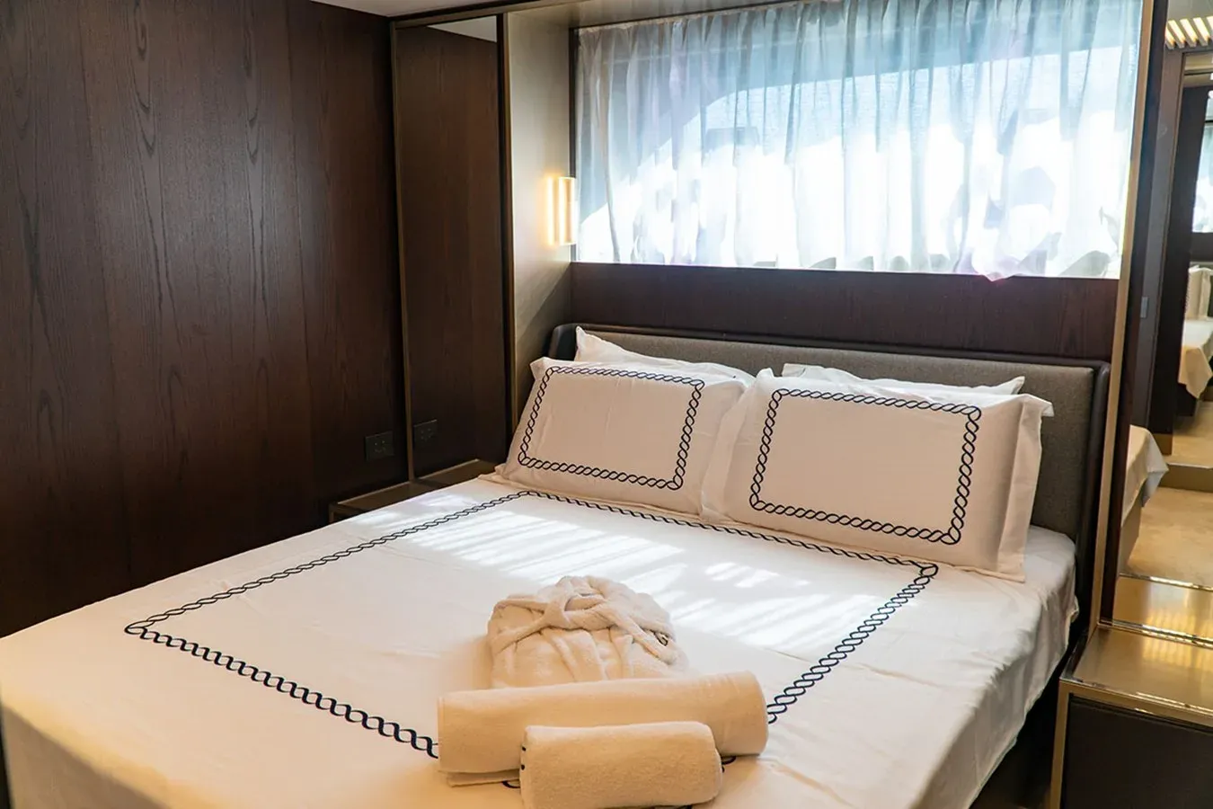 Buy a Lady G Ferretti 850 at Shestakov Yacht Sales