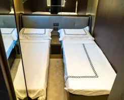 Buy a yacht Lady G - Ferretti Yachts