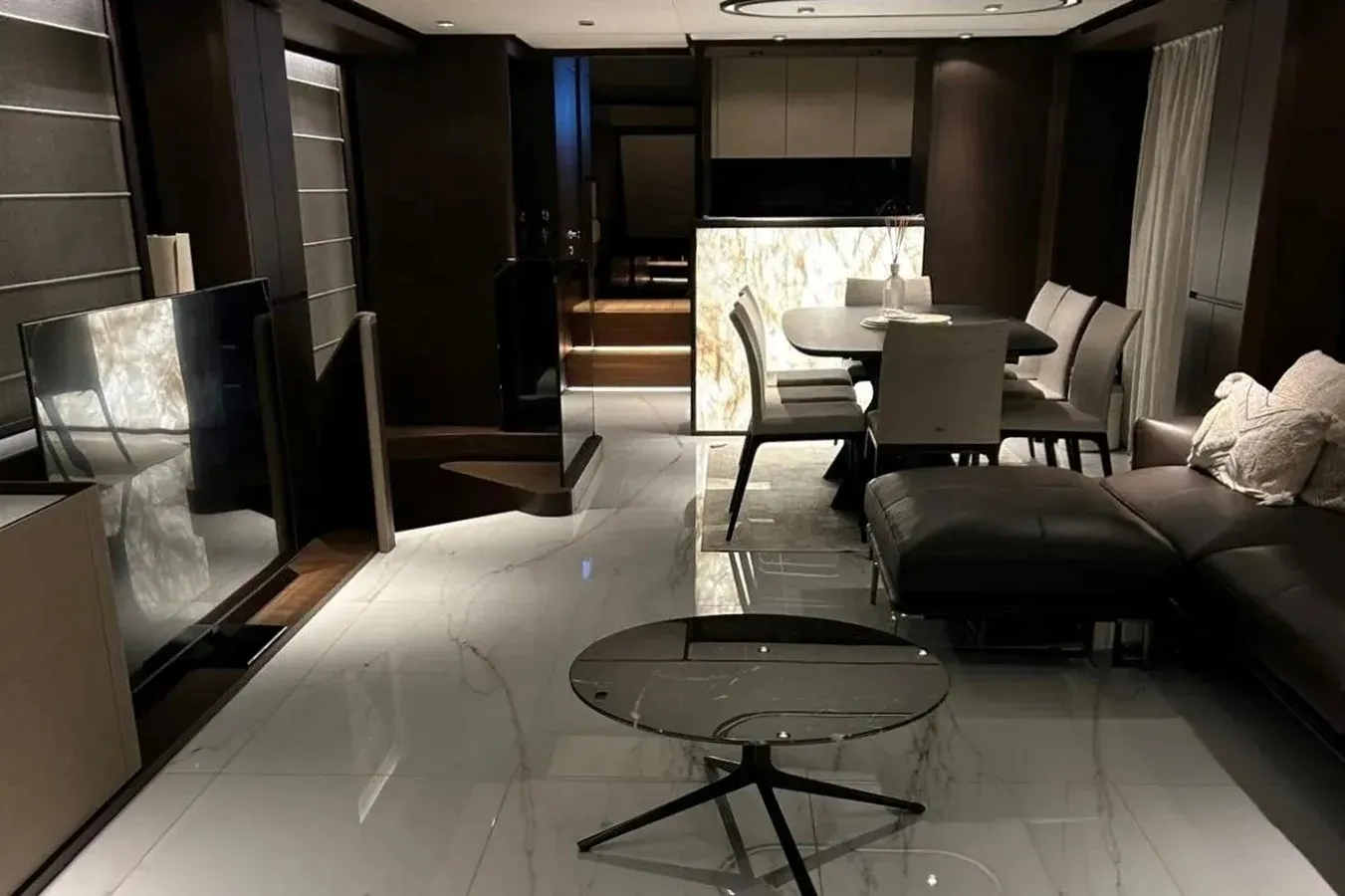 SAVIENNE - Ferretti Yachts price
