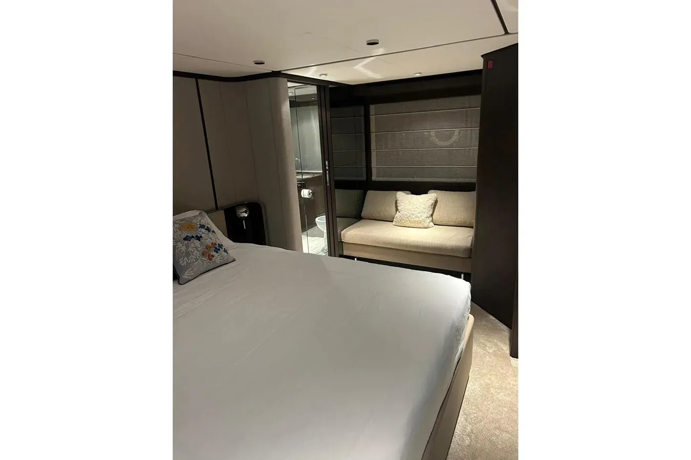 Buy a yacht SAVIENNE - Ferretti Yachts