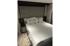 SAVIENNE - Ferretti Yachts price