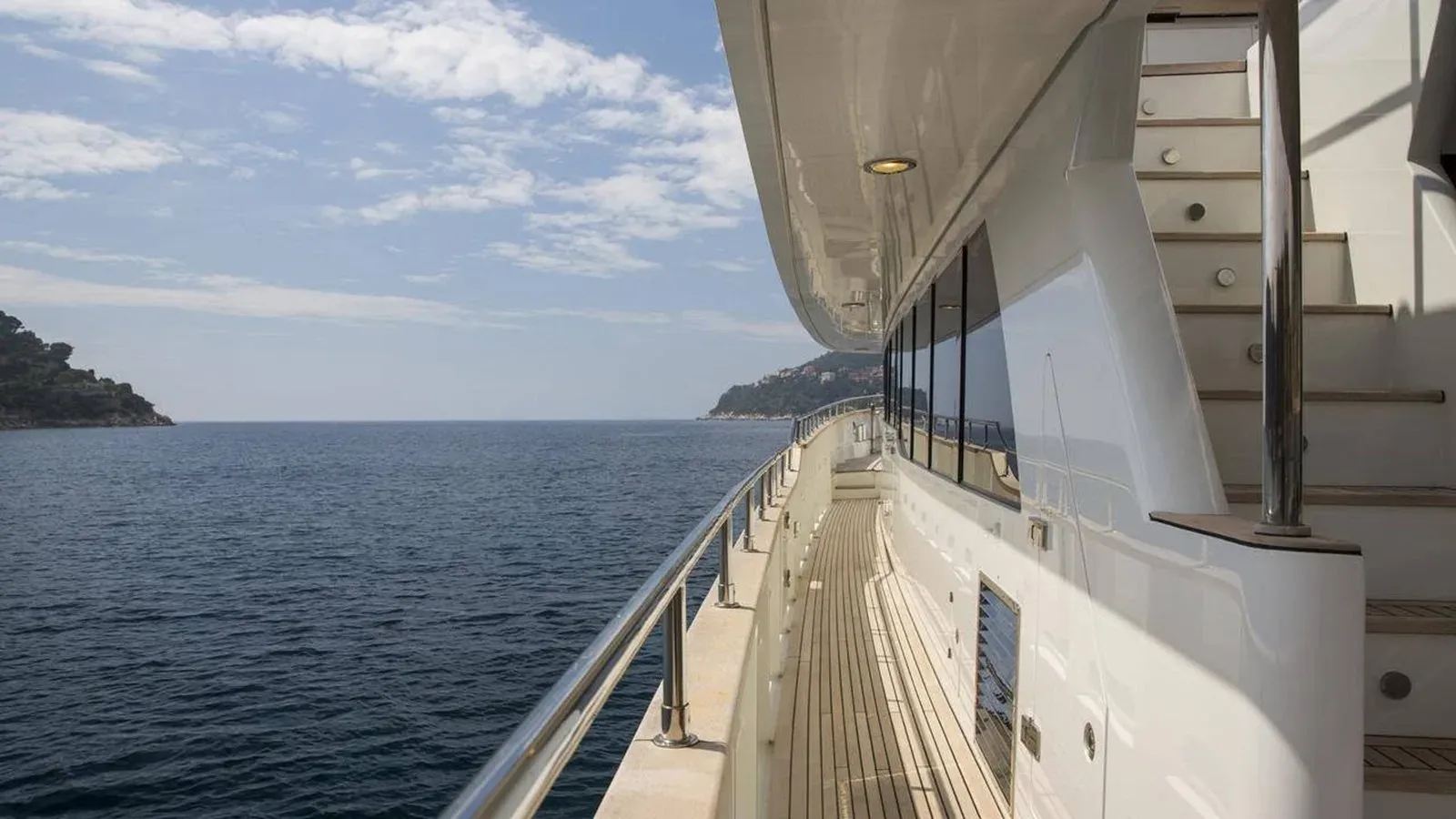 Buy a yacht DESTINY 24m Long Range Explorer