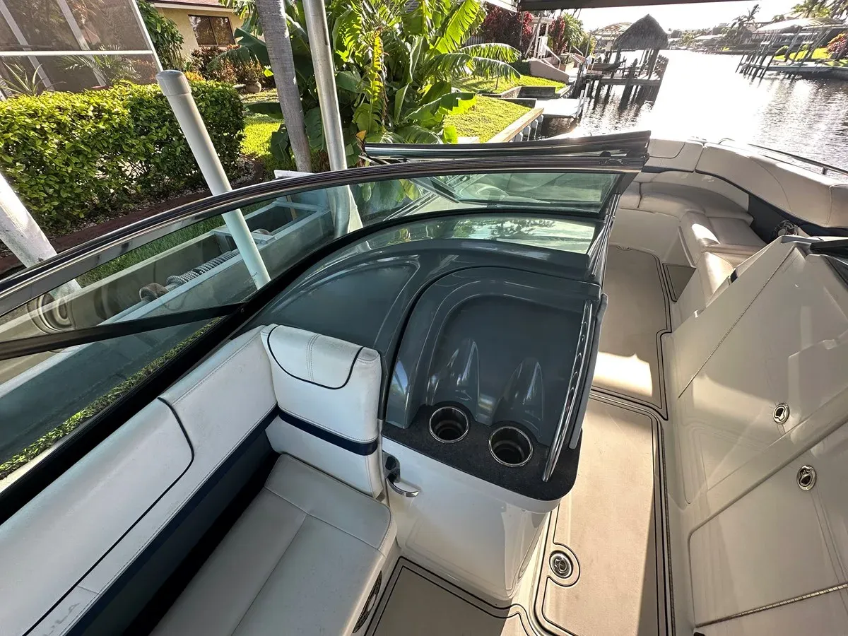 Formula 310 BR - Formula Boats yacht sale