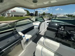 Buy a yacht Formula 350 BR - Formula Boats