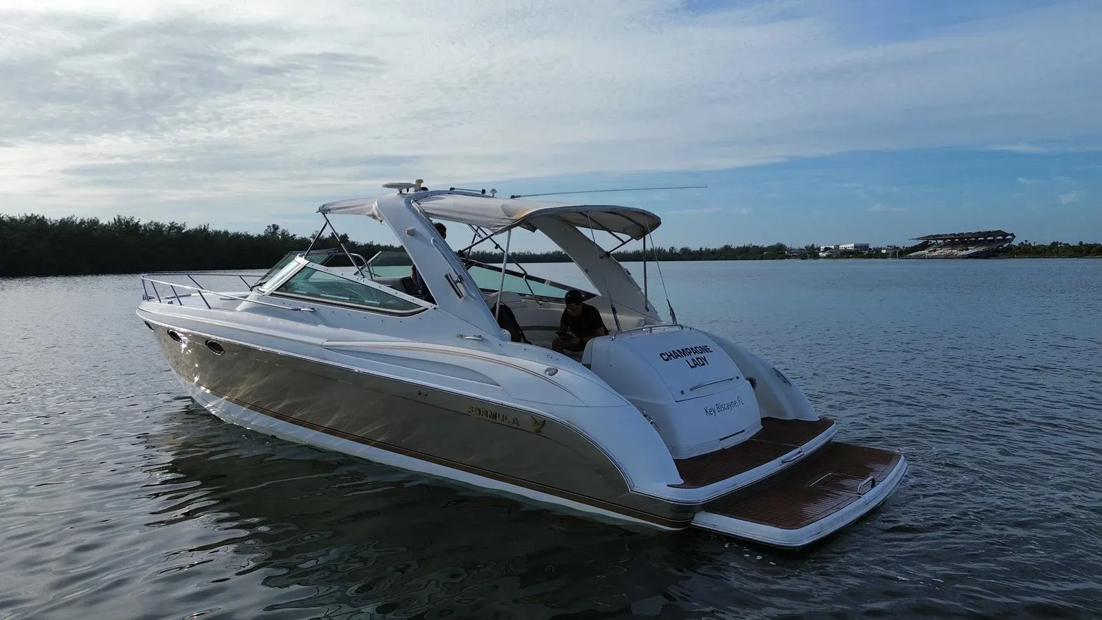 best yacht sales deals Champagne Lady - Formula 370 SS 2004 370 SUPER SPORT