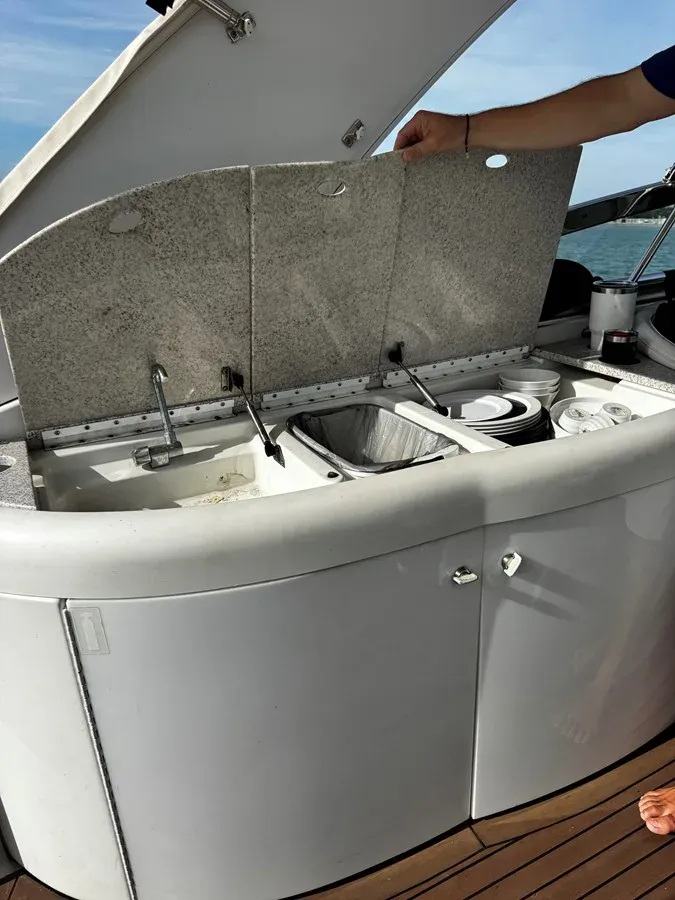 best yacht sales deals Champagne Lady - Formula 370 SS 2004 - Formula Boats