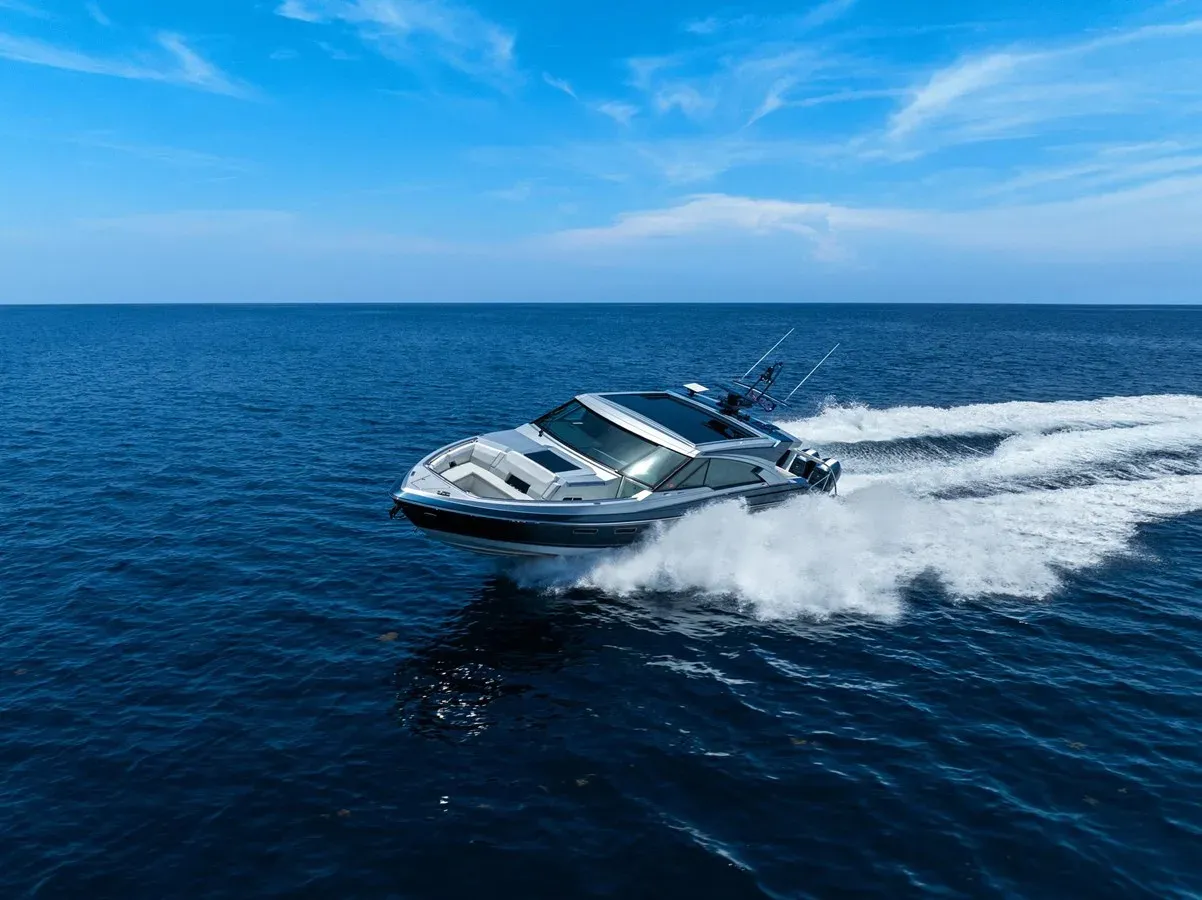 Imagination - Formula Boats yacht sale