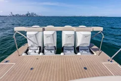 BREAKTHROUGH III - Formula Boats yacht sale