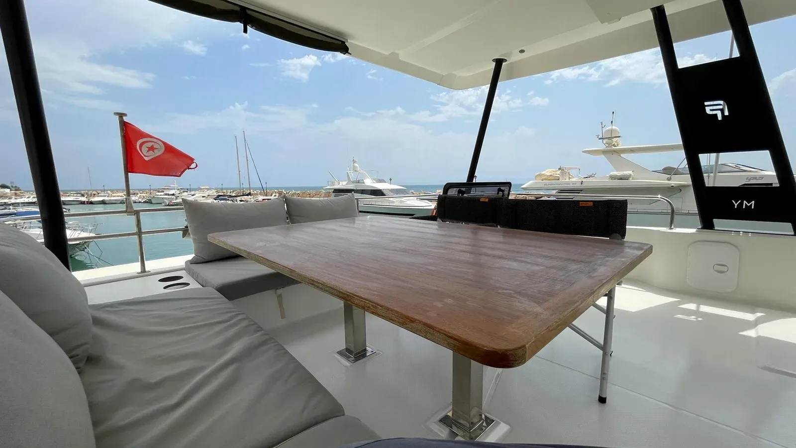 the best price on fountaine pajot 44