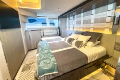 best yacht sales deals na 620 FLY