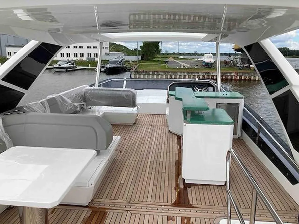 GLN - Galeon Yachts