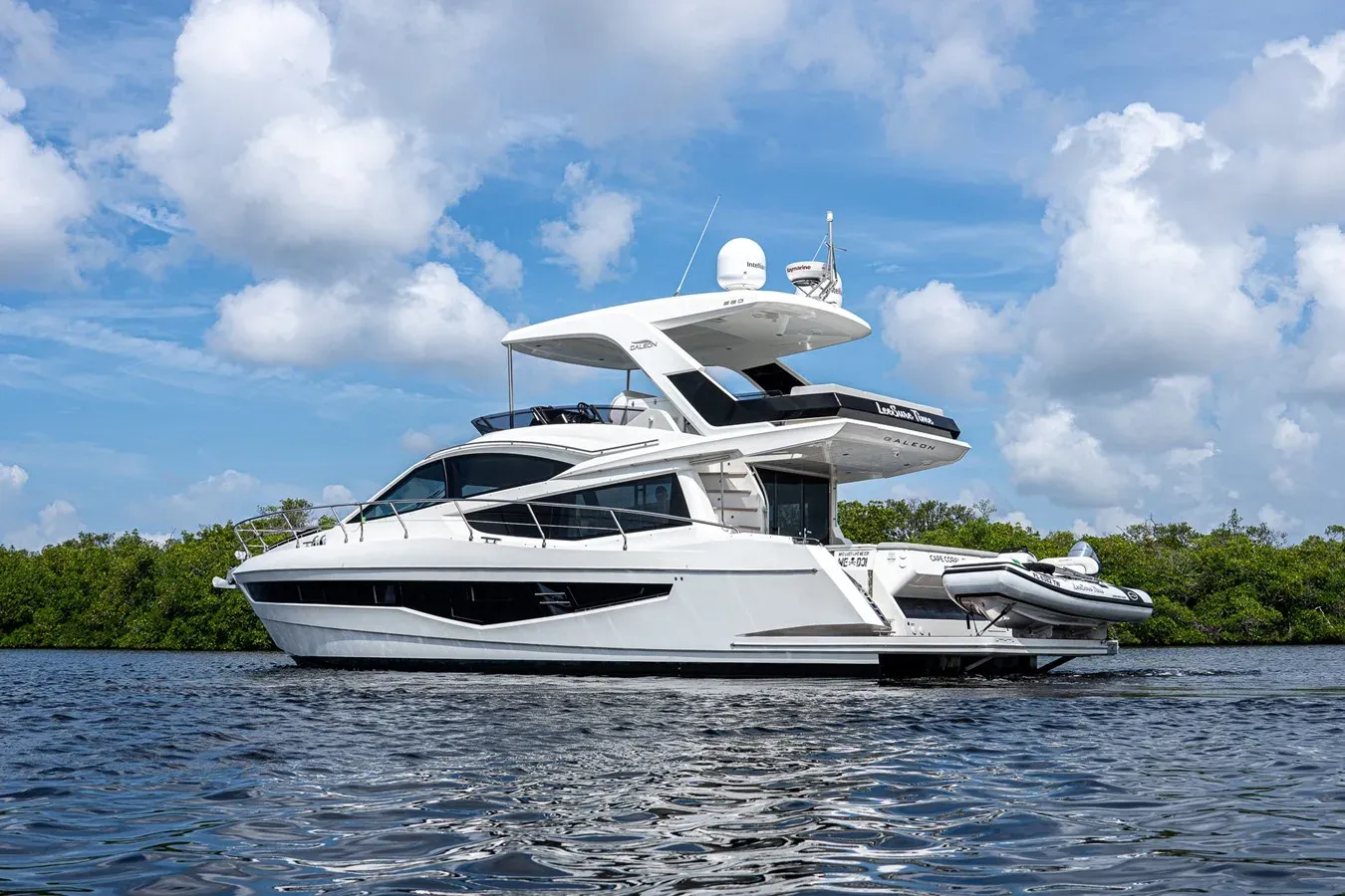 Buy a yacht LEESURE TIME 2022