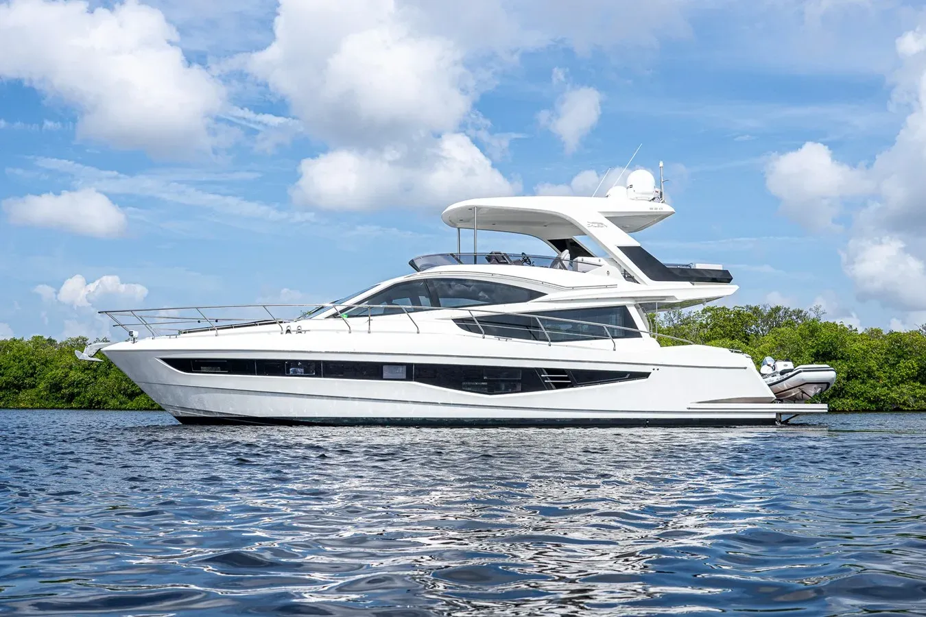 LEESURE TIME - Galeon Yachts price