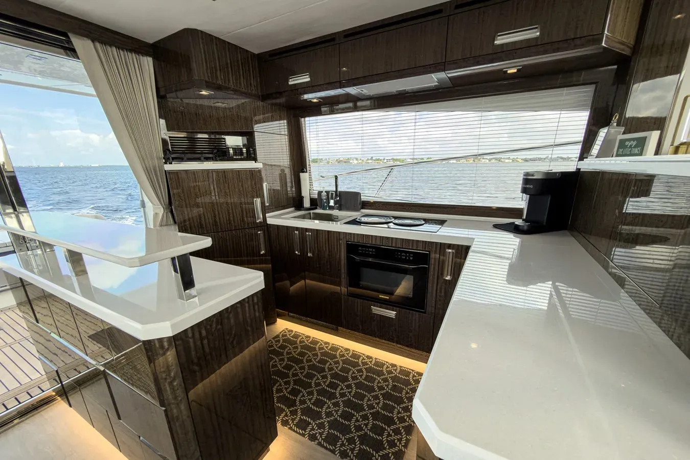 LEESURE TIME 55 yacht sale
