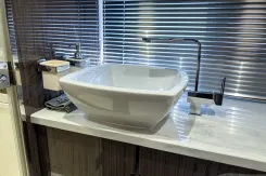 LEESURE TIME yacht sale