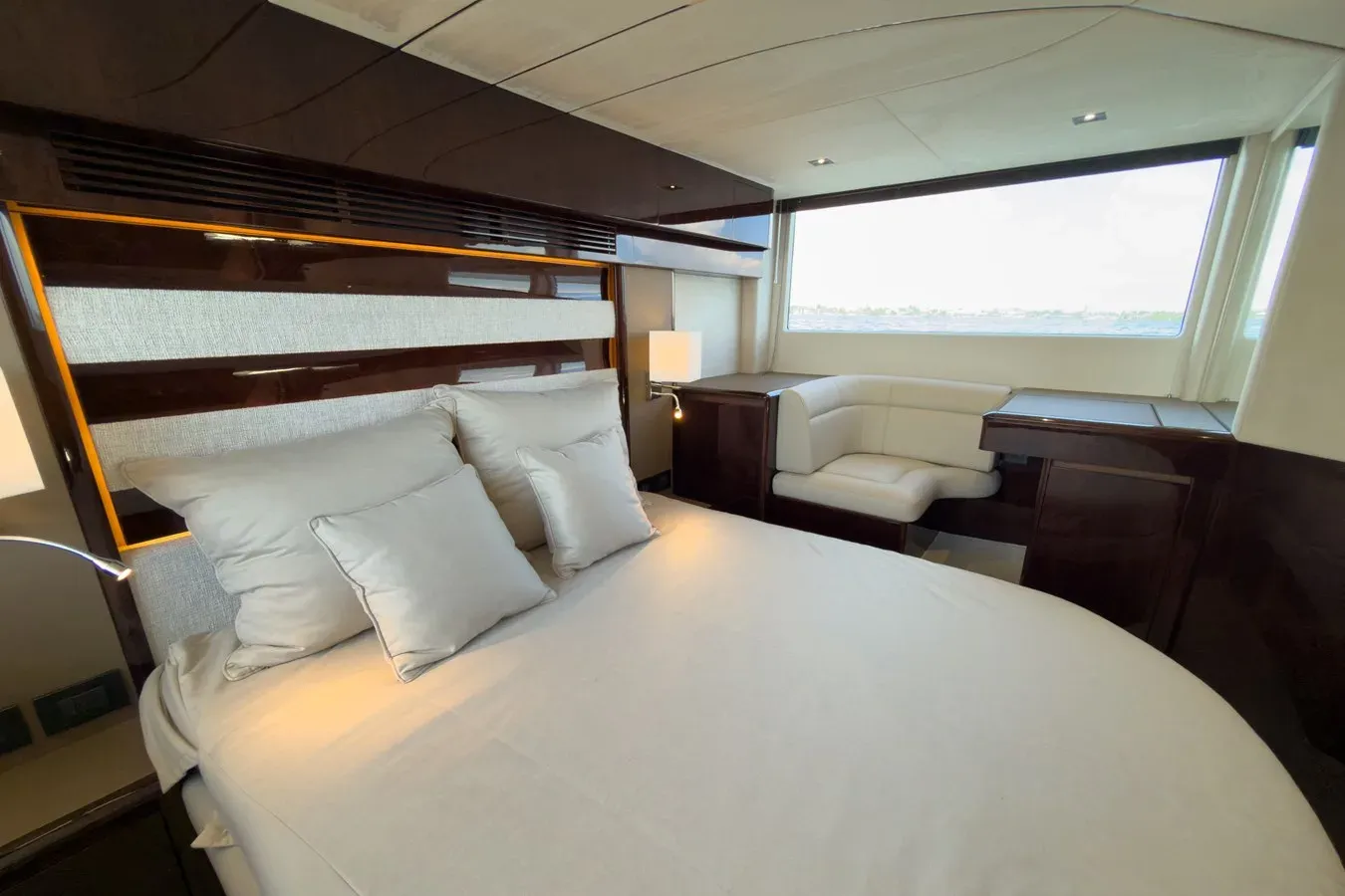 na 50 yacht sale