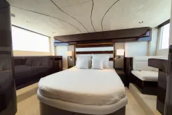 Buy a yacht na 2026