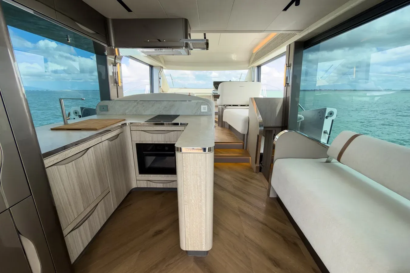 Buy a yacht na - Galeon Yachts