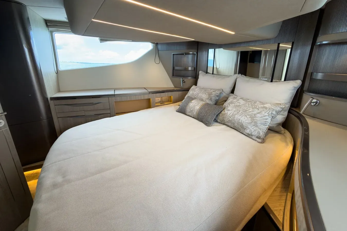 best yacht sales deals na - Galeon Yachts