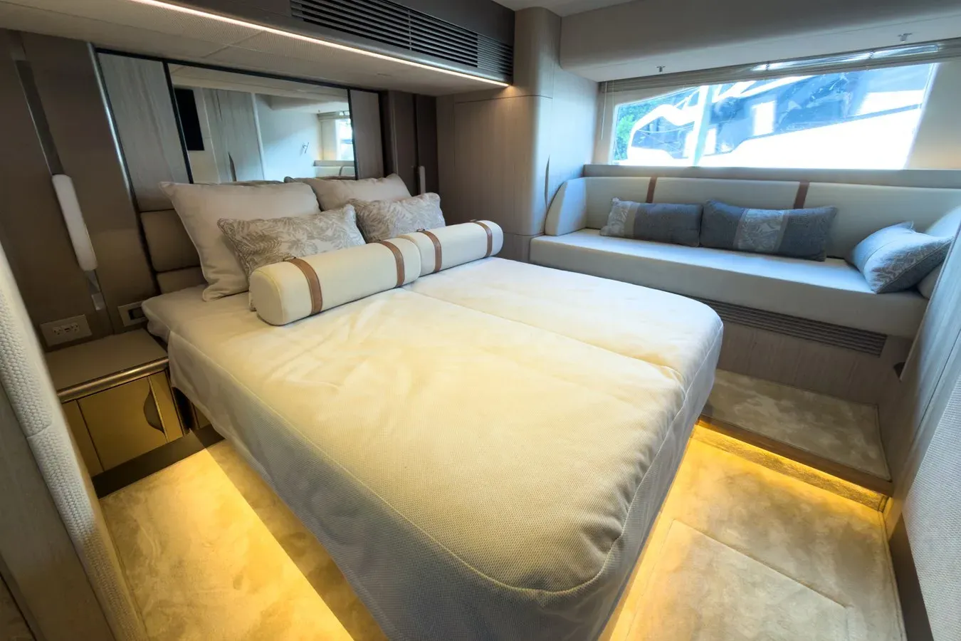 Buy a na - Galeon Yachts at Shestakov Yacht Sales