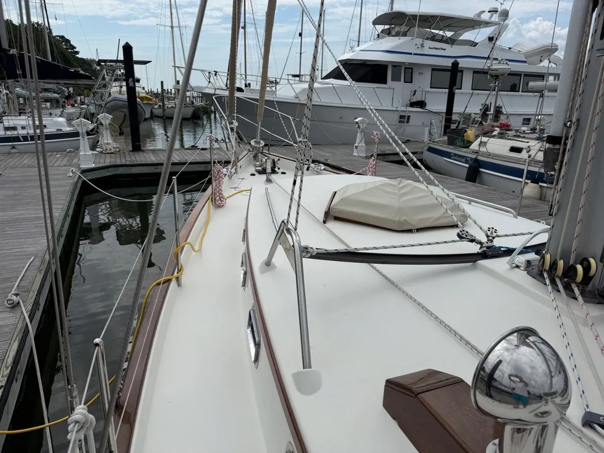 best yacht sales deals Calypso 2000