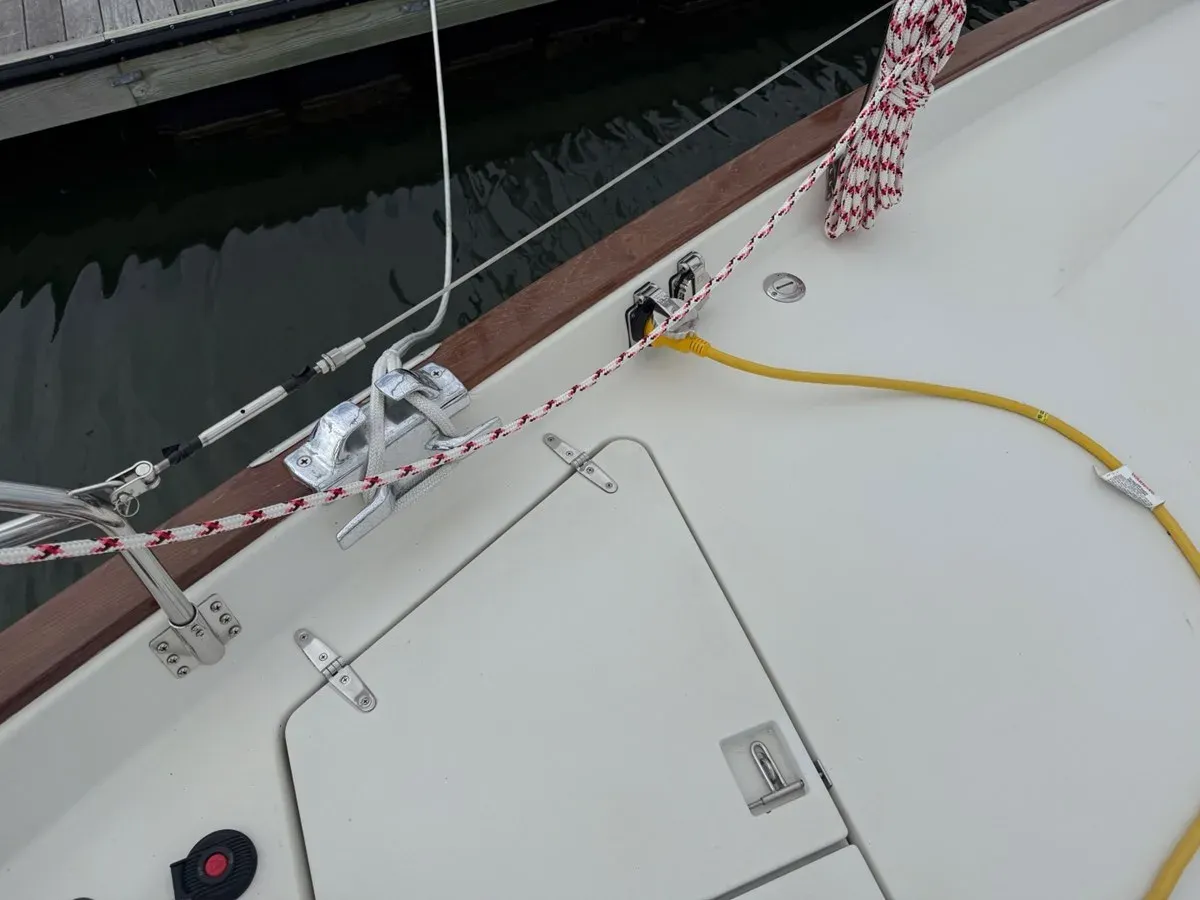 Buy a yacht Calypso