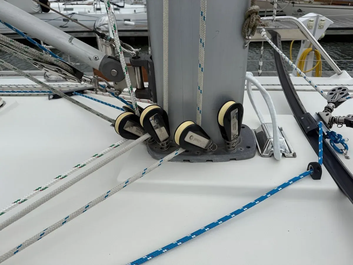 Buy a yacht Calypso