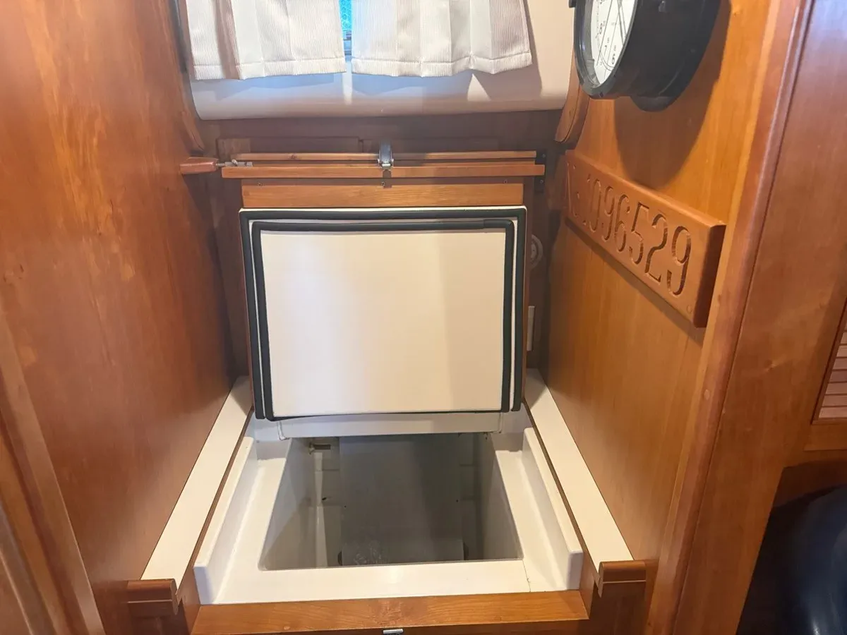 best yacht sales deals Calypso 2000