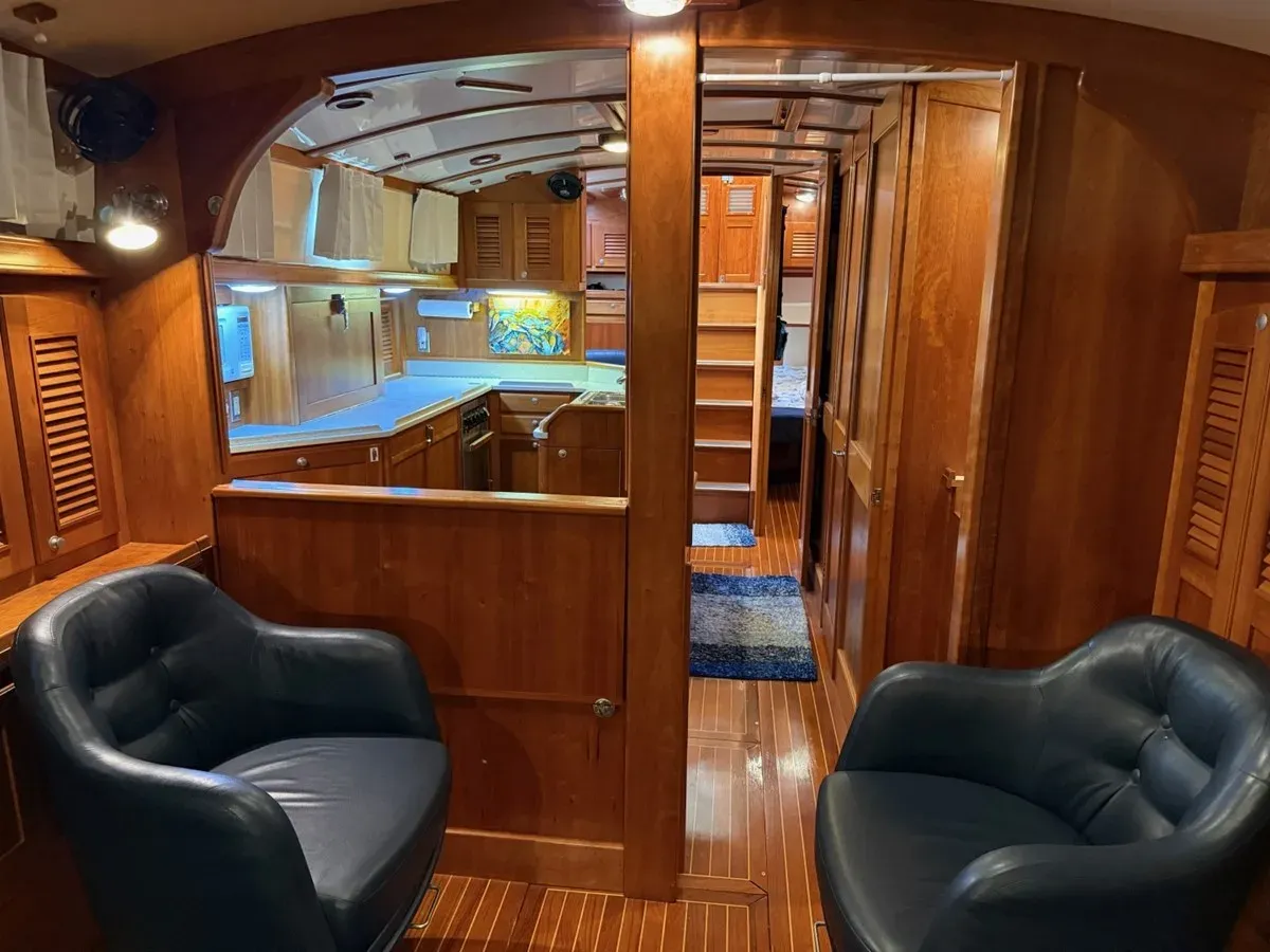 best yacht sales deals Calypso 44